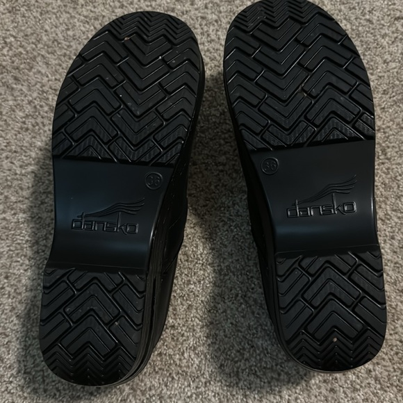 Dansko Clogs - Picture 5 of 6